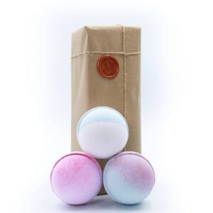 Make your bathroom smell of a candy shop with this stunning set. Our Blue Sugar, Candyfloss and Pink Sugar Bath Bomb Set is the perfect set for those with a sweet tooth looking for their sugary fragrant bath bomb mix. A set with a variety of different delightful scents to make your bathroom smell like a candy dream.